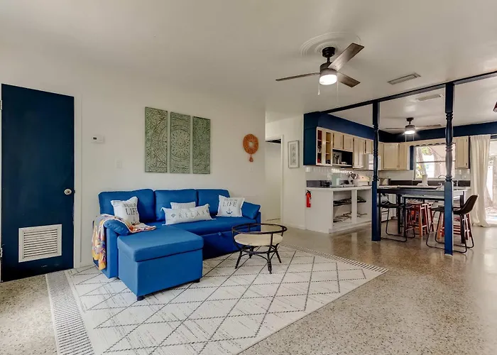 Pet Friendly 2b Games & Bbq - Walk To The Apartment *