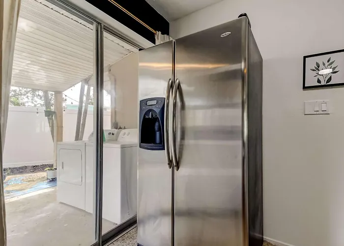 Pet Friendly 2b Games & Bbq - Walk To The Apartment